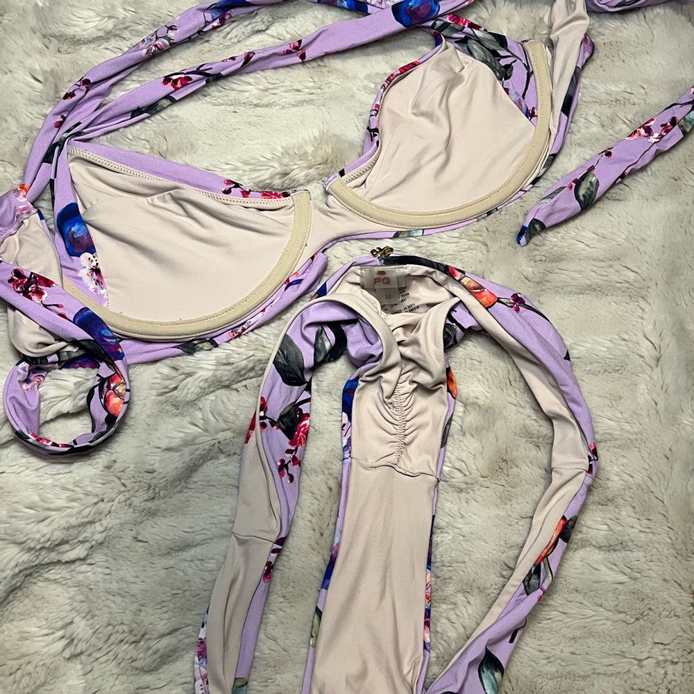 PILY Q SET! -Large Top / Medium Bottom *SET* - Picture 6 of 11